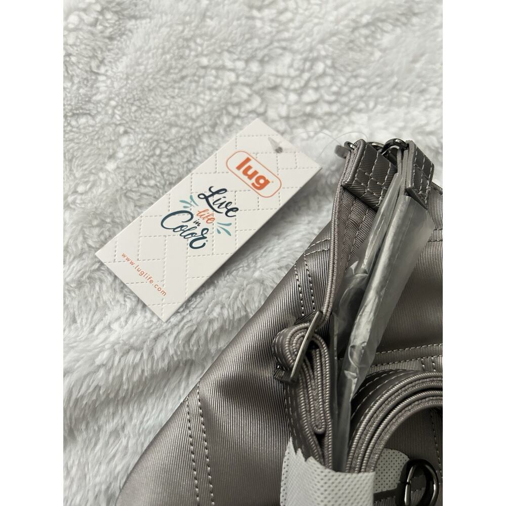 Lug Dazzle SE Crossbody Purse NWT Metallic Silver Color - Picture 3 of 8